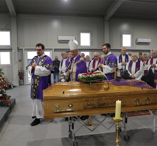 Slavljena misa zadušnica i sprovodni obredi za preminulog mons. Jurja Jerneića